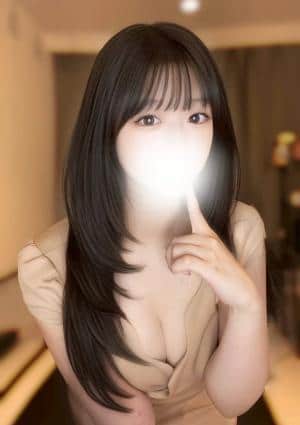 美波あずさ