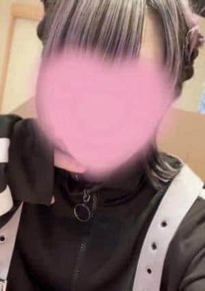 桐谷 まな
