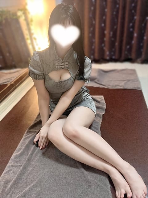 scrape_url:https://luxmoment.net/upload/cast/50_17460805882.jpg?1746080588