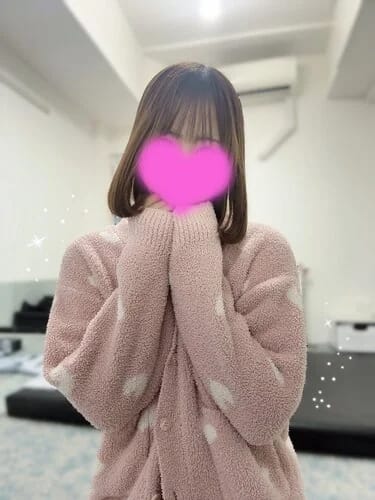 scrape_url:https://esthe-angeaile.com/images_staff/227/122214290327_1.jpeg