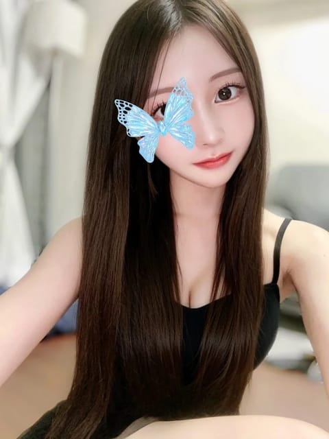 MERFOIS（メルフォア） セラピスト 希（ノゾミ） 24歳