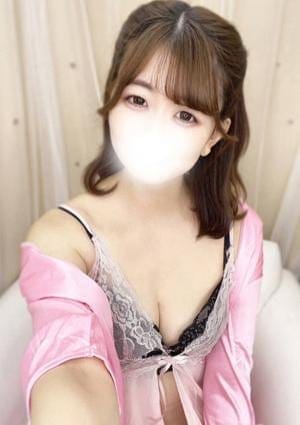 月山なえ