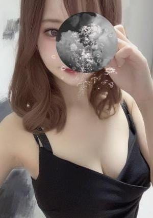 南かれん