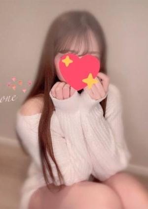萌乃もね