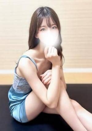 THREE（スリー）太田川ルーム セラピスト りん