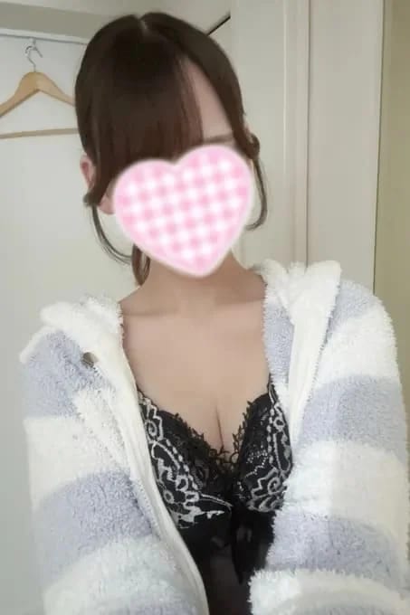 scrape_url:https://esthe-alice.net/images_staff/534/09142159313.jpg