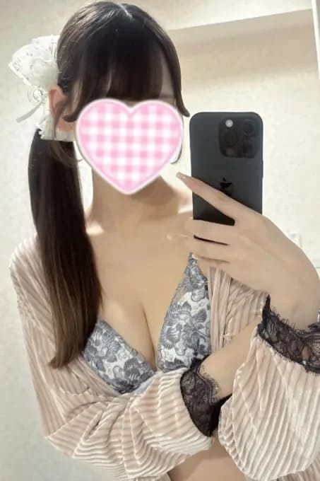 scrape_url:https://esthe-alice.net/images_staff/534/090911214380_3.jpg