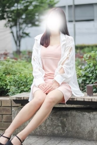 scrape_url:https://grandaromatokyo.com/images_staff/763/080600203344.jpg