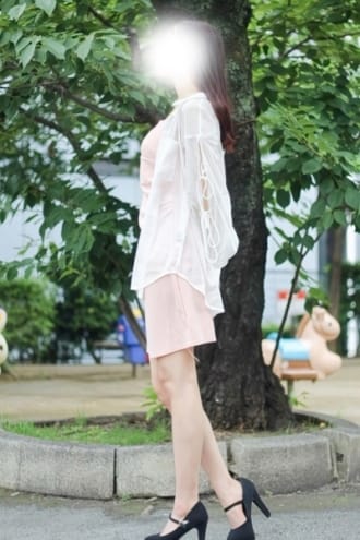 GrandAroma東京（グランドアロマ） セラピスト 花輪れい 23歳