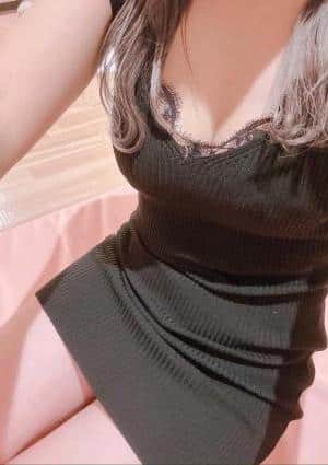 BLACK♥PINK セラピスト らら