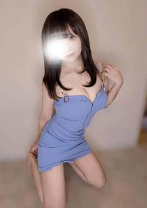 小鳥遊めろ