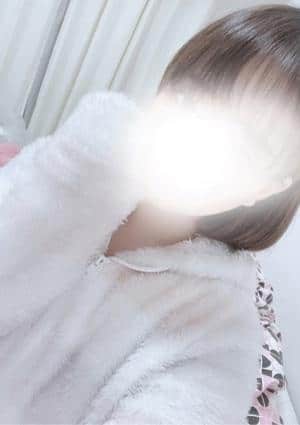 Eminy Luxury(エミニーラグジュアリー) セラピスト 桃ノ木めめ