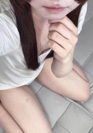 白シャツと彼女「しろかの」 セラピスト 心愛（ここあ）