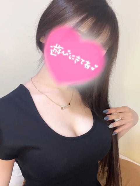 THE FIRST セラピスト ゆな 27歳