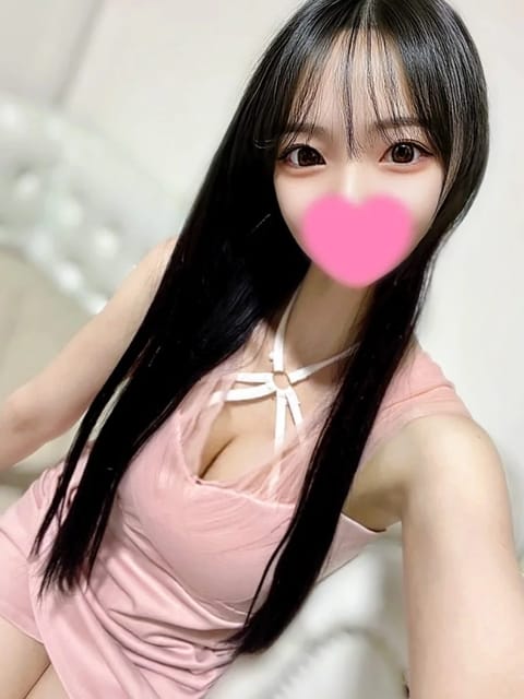 MERFOIS（メルフォア） セラピスト 未来（ミライ） 23歳
