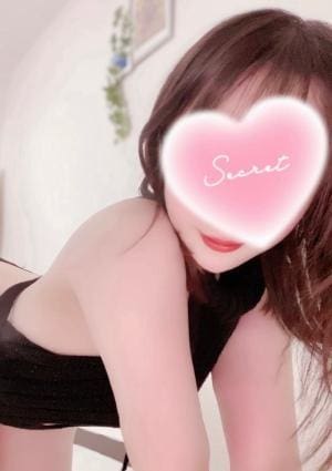 成美　ゆう
