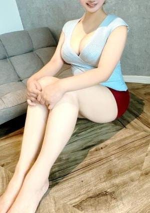 MODAN SPA金沢 セラピスト 浅井はる