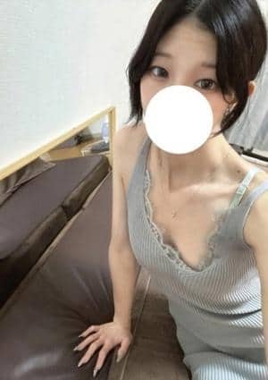 Aroma Chelone（アロマケローネ） セラピスト 朔間るい