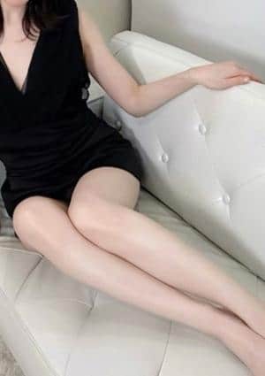 美園すずこ