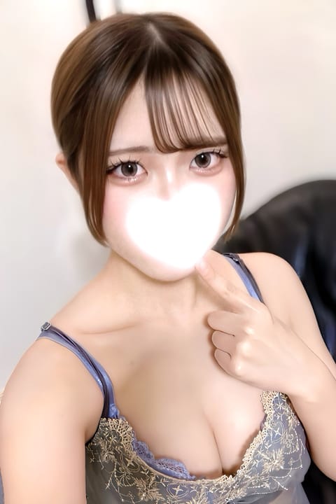 scrape_url:https://esthe-dulcis.com/images_staff/232/012717551421.jpeg