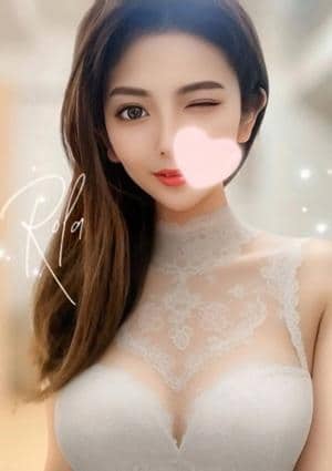 THE HALF（ザ・ハーフ）恵比寿・中目黒 セラピスト ローラ