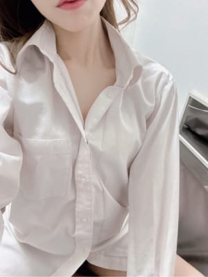 shirt（シャツ） セラピスト はづき 23歳