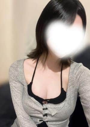 YOLU SPA セラピスト 紫藤すみれ
