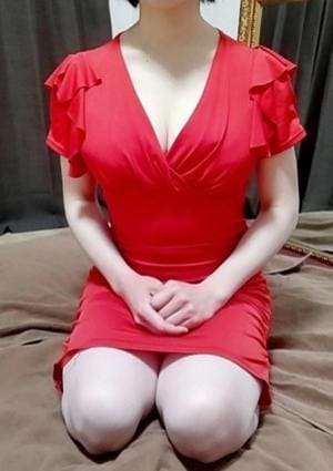 MADAME聖子 セラピスト さな