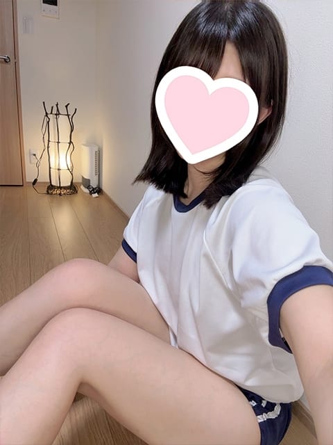 scrape_url:https://luxmoment.net/upload/cast/100_17655150272.jpg?1765515027