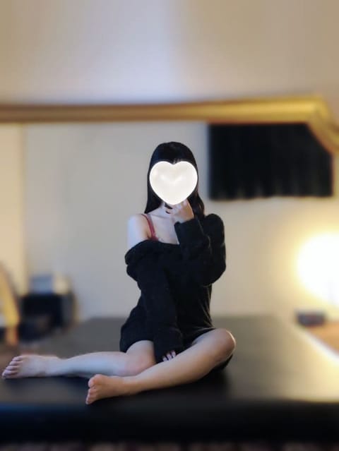scrape_url:https://esthe-alice.net/images_staff/352/070418334759_10.jpeg