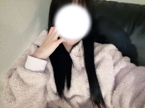 scrape_url:https://esthe-alice.net/images_staff/352/070418334787_12.jpeg