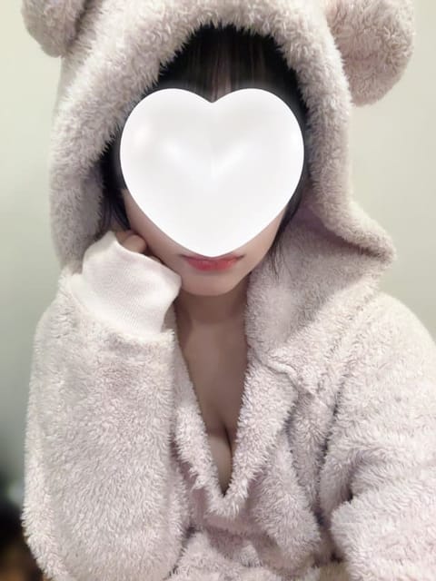 scrape_url:https://esthe-alice.net/images_staff/352/070418334718_9.jpeg