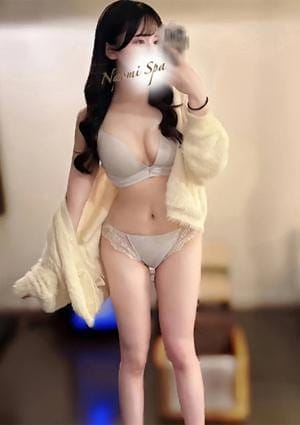 初音りな
