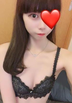 RedRibbon（レッドリボン）本八幡 セラピスト えみり