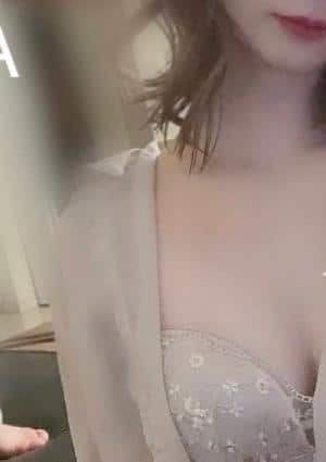 相沢なな