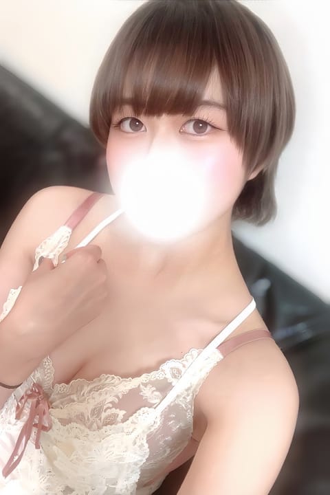 scrape_url:https://esthe-dulcis.com/images_staff/196/033110194630.jpg