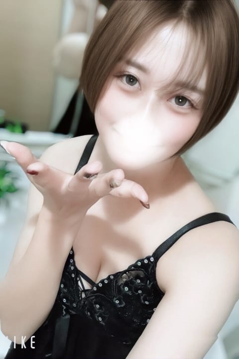 scrape_url:https://esthe-dulcis.com/images_staff/196/021216013925.jpg