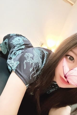 LaMer（ラメール）浦安 セラピスト 白峰みく 23歳