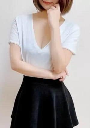 七海ゆうな