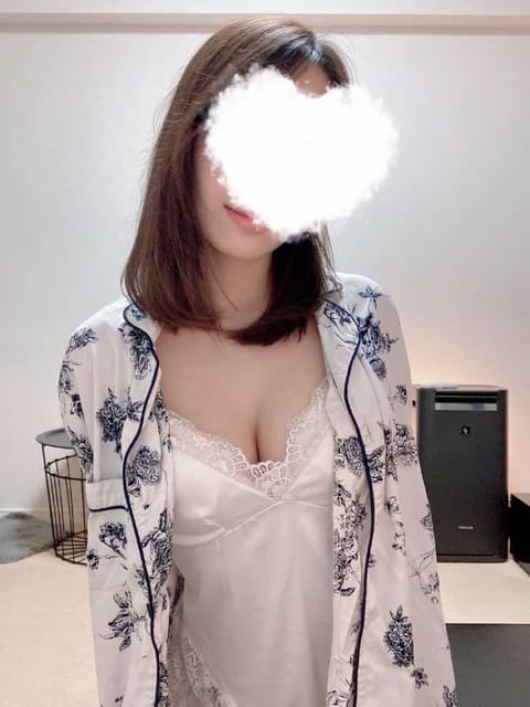 scrape_url:https://esthe-alice.net/images_staff/398/070415583114_11.jpeg