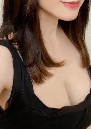 Mrs.AUBE SPA（オーブスパ） セラピスト 莉音