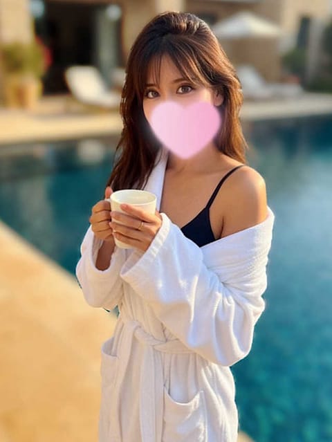 scrape_url:https://peach-next.com/mobileImg/1004152/item/10038122/11154628_640_0.jpg