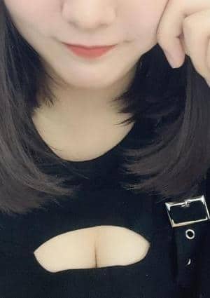 渚紗ふうか