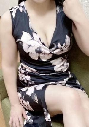 Mrs.Flower Spa 名古屋 セラピスト 白咲～シラサキ～