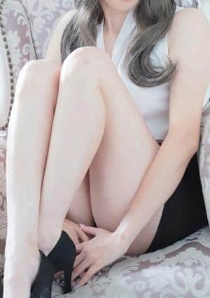 成瀬 るな