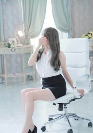成瀬 るな