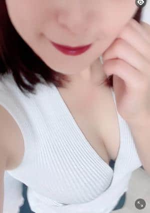 あきな