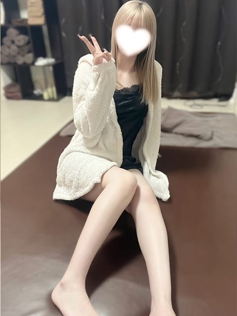 scrape_url:https://luxmoment.net/upload/cast/66_17457330243.jpg?1745733025
