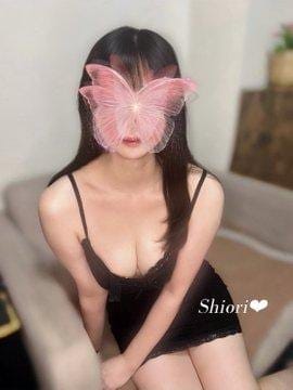 枢木しおり