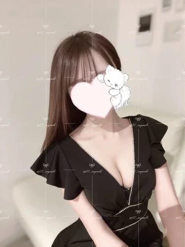 scrape_url:https://esthe-angeaile.com/images_staff/130/120816504770_3.jpg